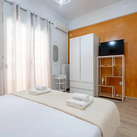 Cozy For 2 Person * Athens
