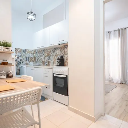Cozy For 2 Person Apartment